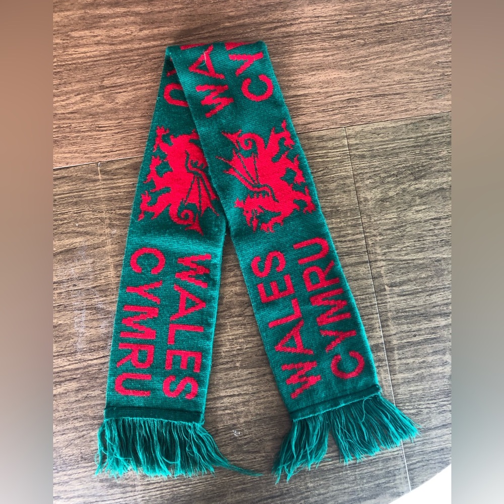 Wales Cymru Football Scarf